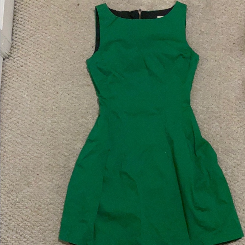 Green short dress